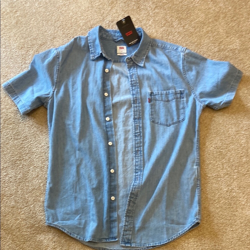 NWT Levi's Women’s Blue Denim Shirt